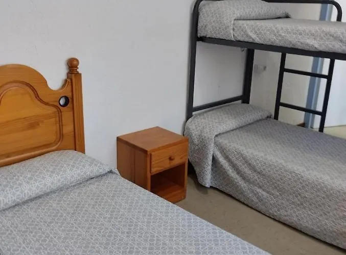 Hostel Juvenil Juventudes Llanes